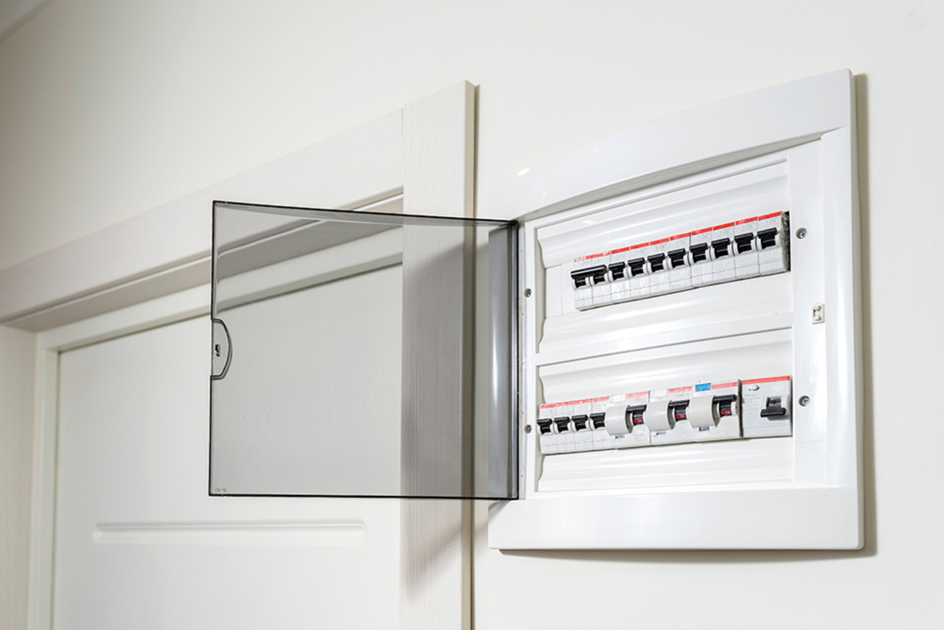 Über&shy;spannungs&shy;schutz bei Elektrotechnik Daniel Fuckel in Bad Liebenstein-Schweina